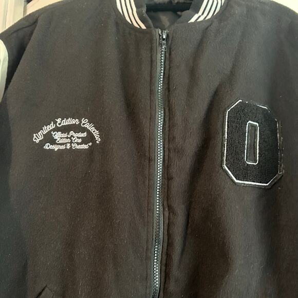 Limited Edition by Boohoo Man Worldwide Varsity Bomber Jacket Black SZ 8 Lined - Picture 12 of 13